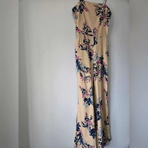 LEITH linen Floral Jumpsuit With Spaghetti Straps and Open Back. Size Medium - Picture 3 of 16